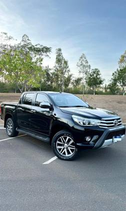 TOYOTA HILUX 2.8 SRX 4X4 CD 16V DIESEL 4P AUTOMÁTICO TOYOTA HILUX 2.8 SRX 4X4 CD 16V DIESEL 4P AUTOMÁTICO